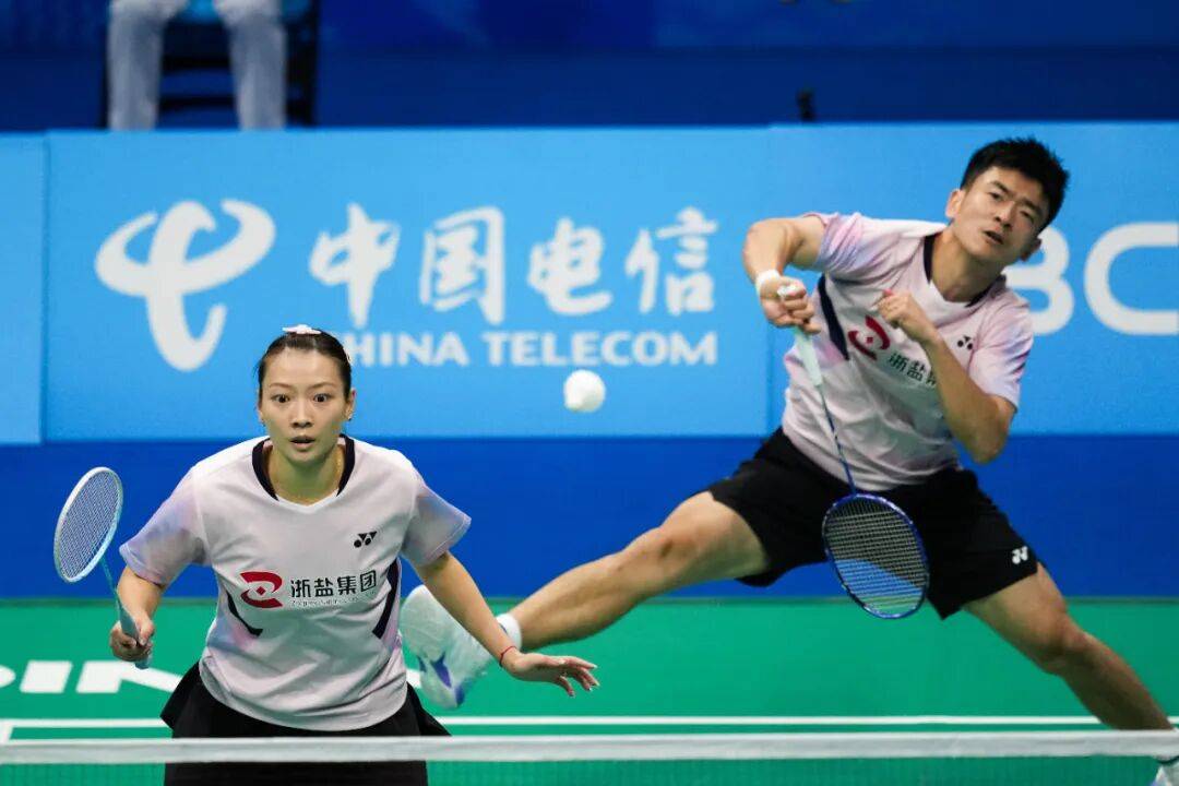 “雅思”组合谢幕,但不会落幕